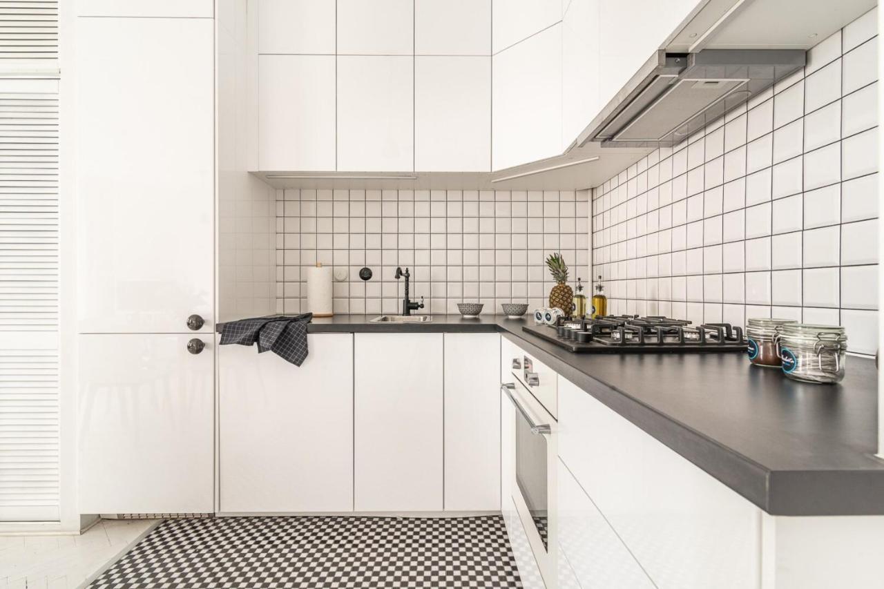 Rent Like Home - Wilcza 22A Varşova Dış mekan fotoğraf