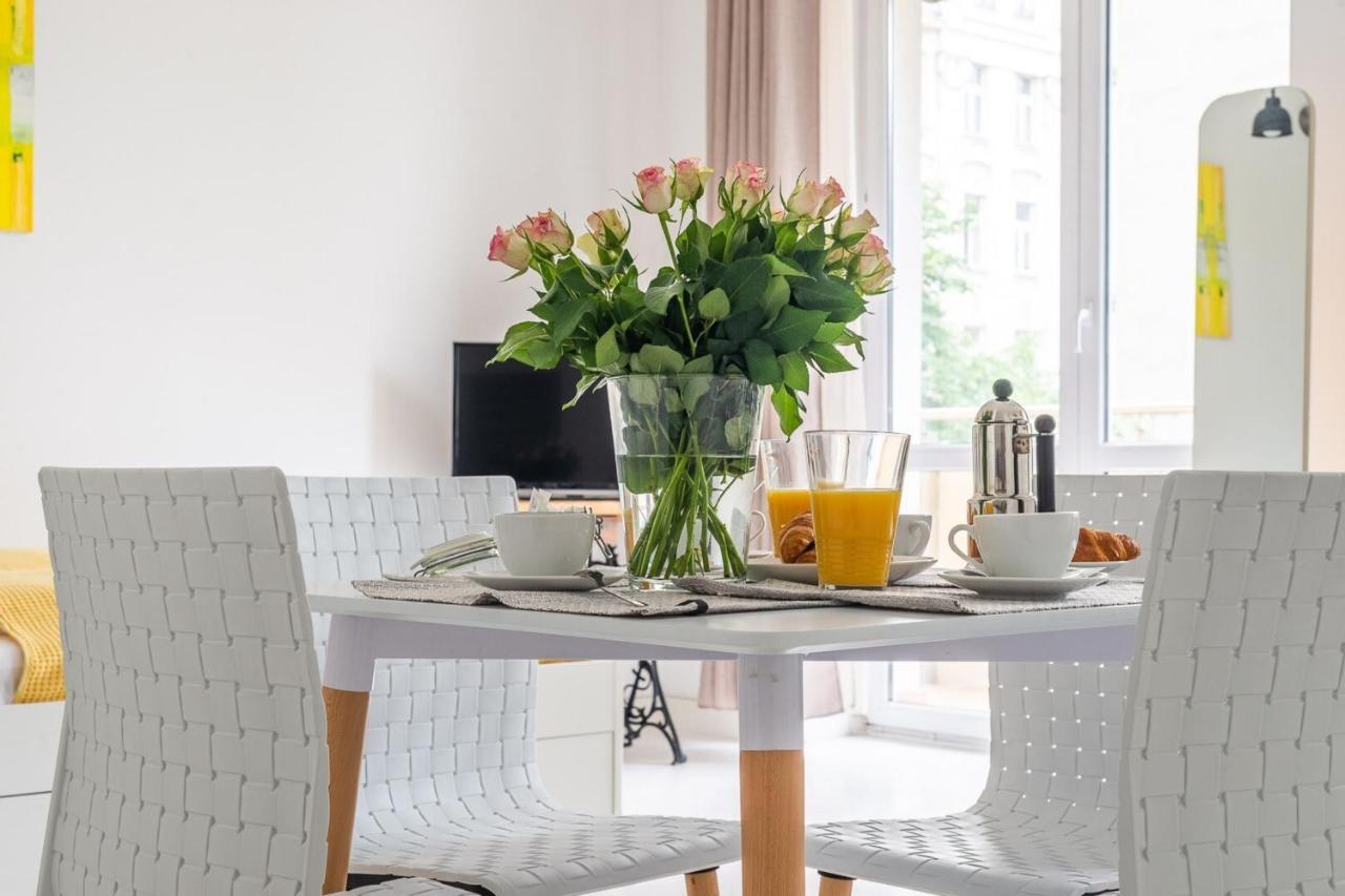 Rent Like Home - Wilcza 22A Varşova Dış mekan fotoğraf