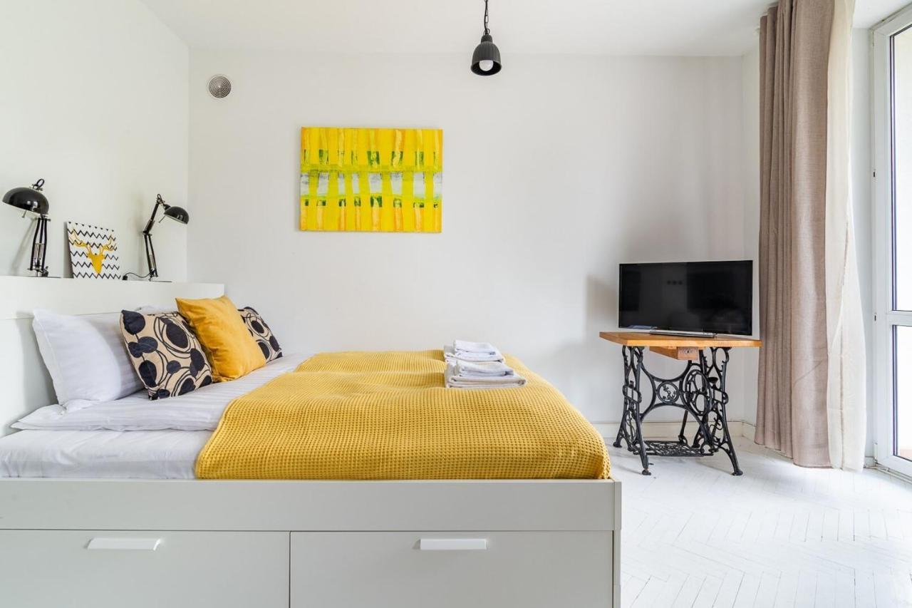 Rent Like Home - Wilcza 22A Varşova Dış mekan fotoğraf
